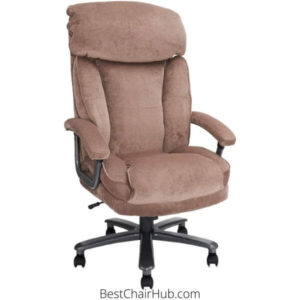 What Chair Does Asmongold Use? (Features and All Equipment Included)