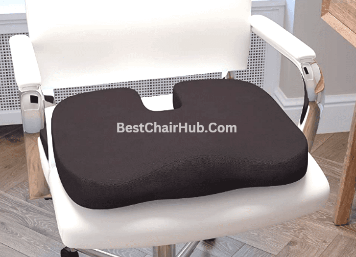 office chairs can cause hip pain Lack of cushioning
